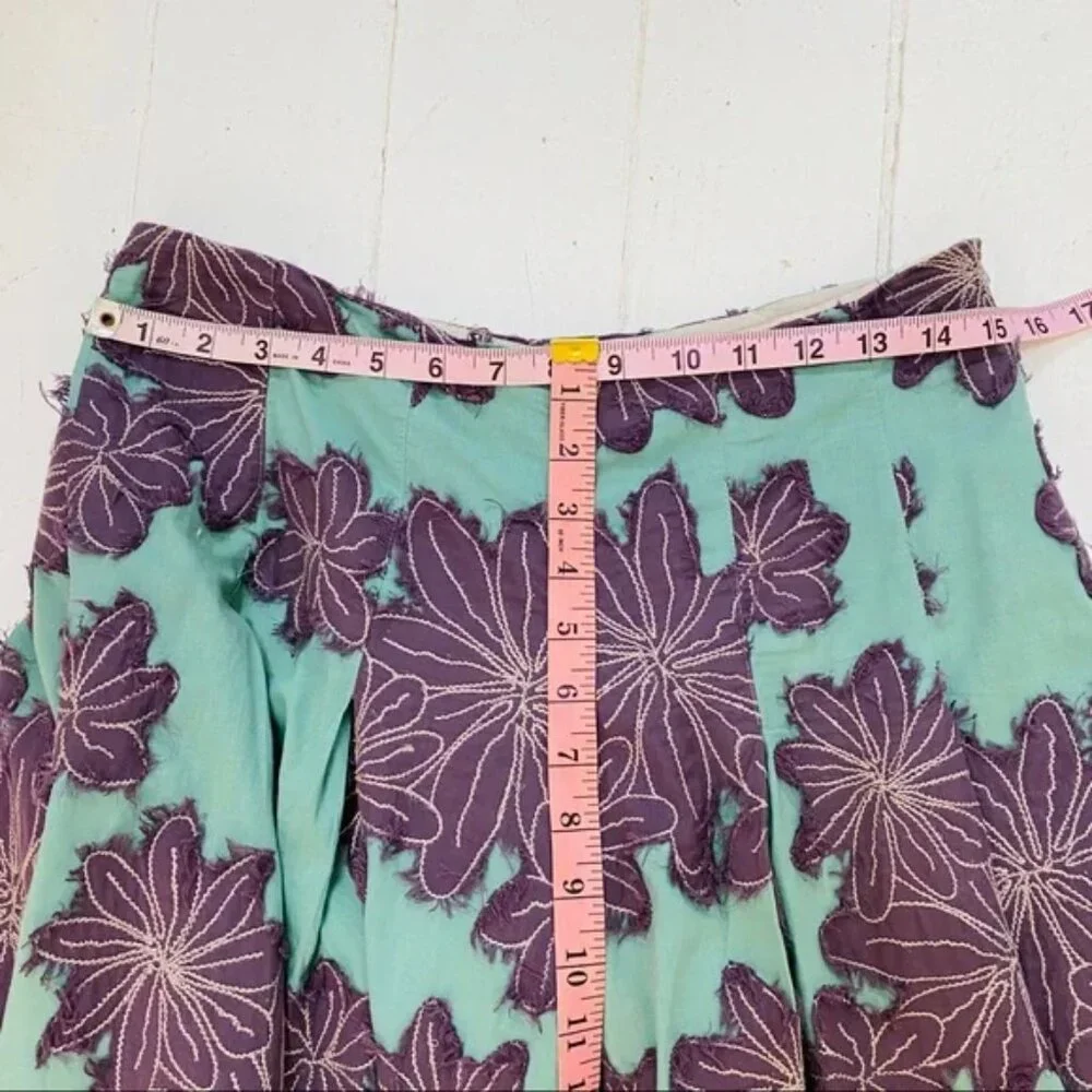 TIBI Cottagecore Inspired Cotton Aline Skirt with Floral Applique (size 2) - Picture 10 of 11
